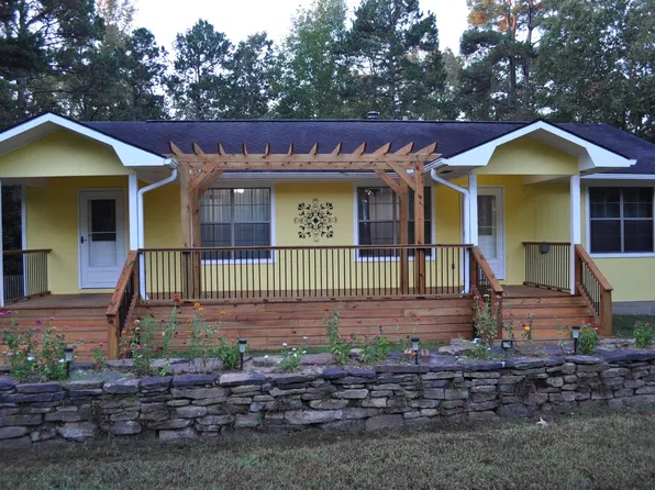 1305 Baker Lake Rd, Clinton, AR 72031