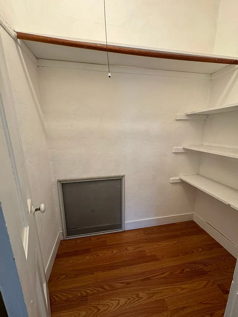 695 Cape Street — Photo 3