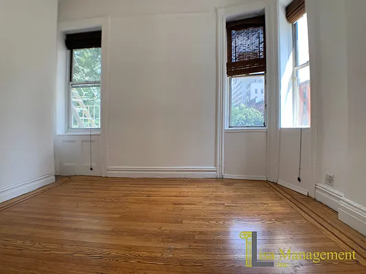 Rented by Lisa Management Inc | media 12