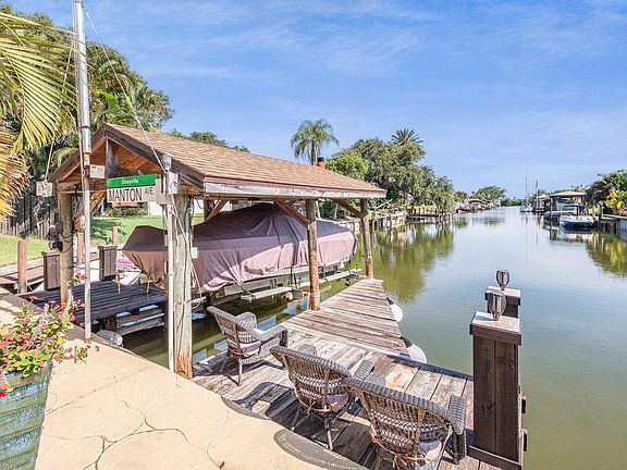 4th image of 457 Skylark Blvd