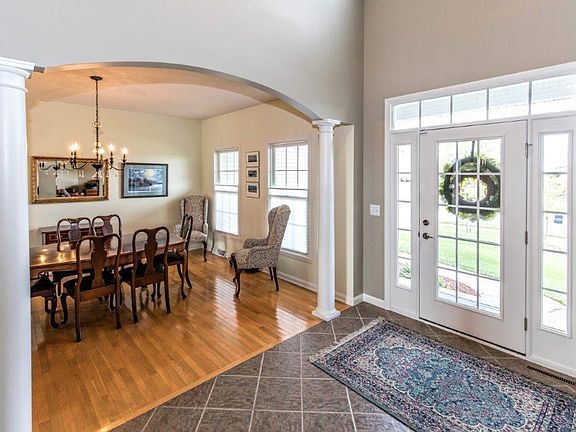 3rd image of 6141 Scioto Ct