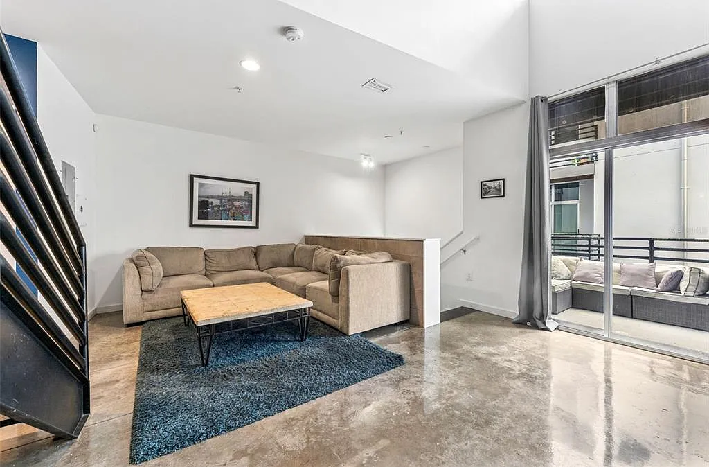 5008 S Macdill Ave — Photo 4
