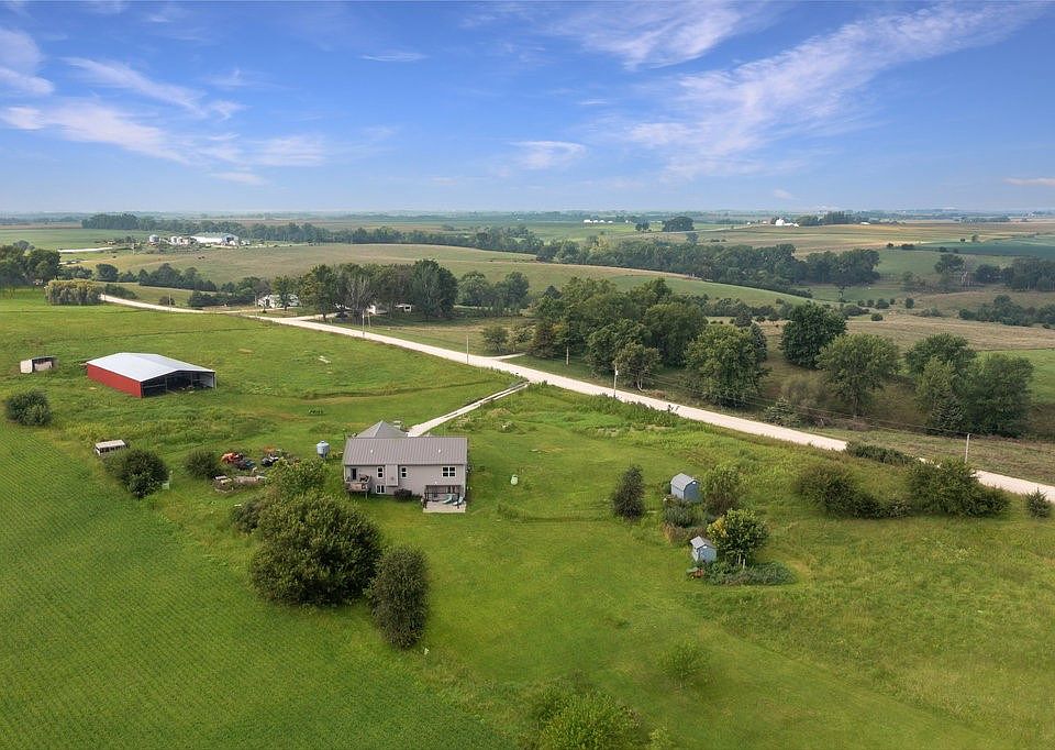 1492 Hogback Brg, Earlham, IA 50072 MLS 683774 Zillow