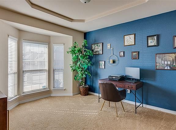 5th image of 1609 Creosote Dr