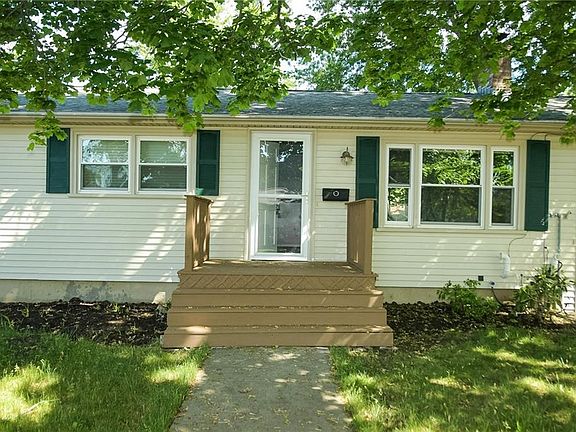 3rd image of 23 Perkins St