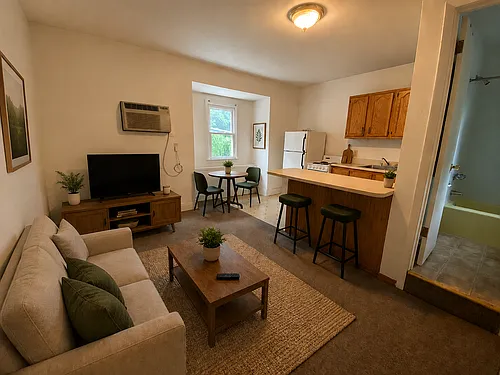 77 Bates St #3 Photo 1