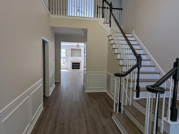 2nd image of 707 Martry Rd