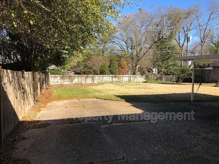 1514 Hilton Ave — Photo 26