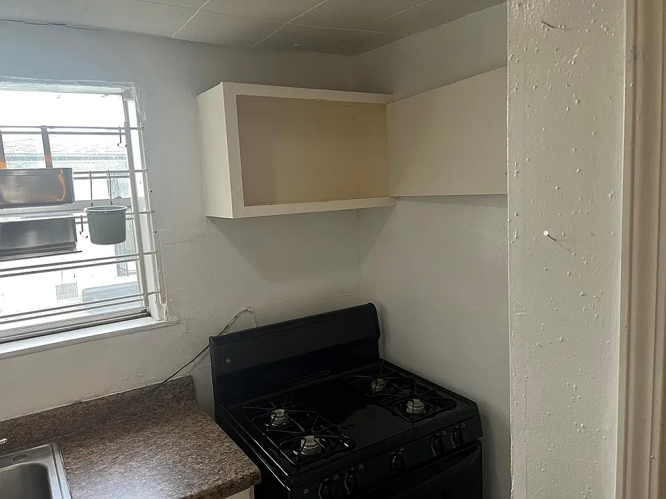 124 Carson Ct