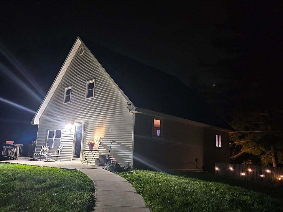 1st image of 8271 W County Road 700 N