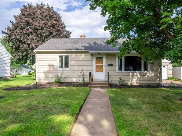2225 Roy Street, Eau Claire, WI 54701