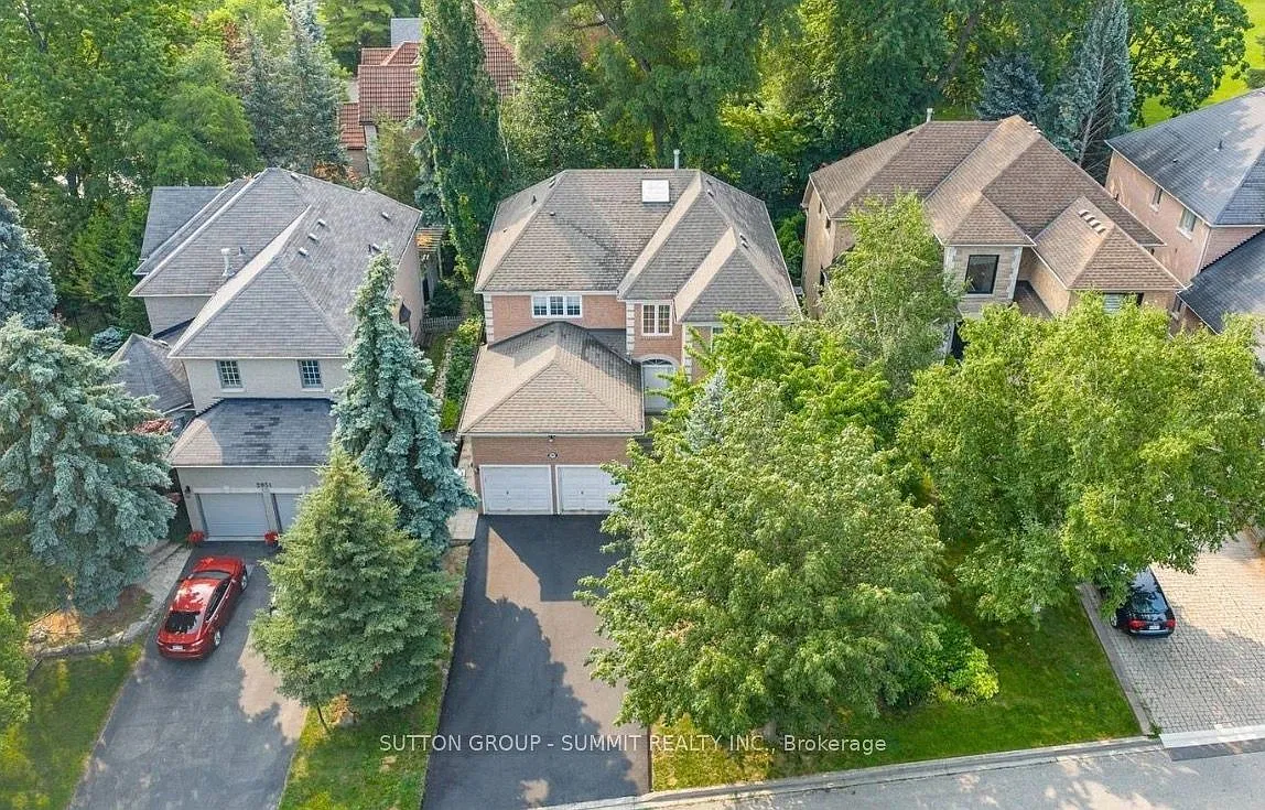 4 bed, $5,000 — Photo 1