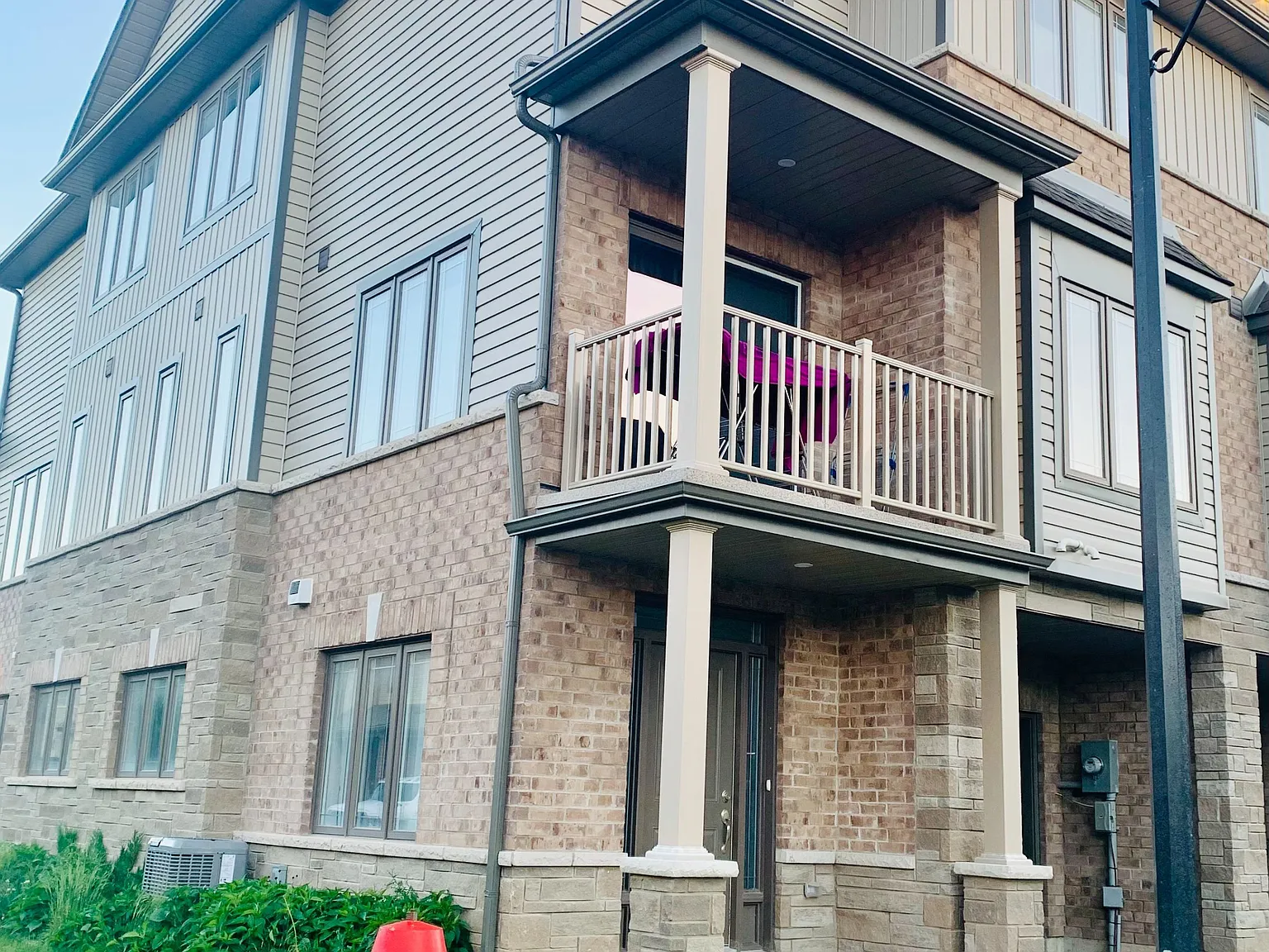 77 Diana Ave — Photo 3