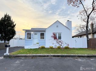 484 Bara St, Brick, NJ 08723