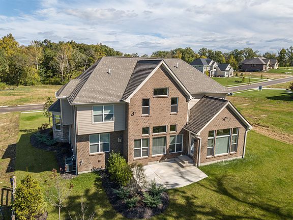 3rd image of 5201 Sycamore View Dr