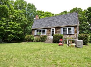 80 Canonchet Rd, Hope Valley, RI 02832