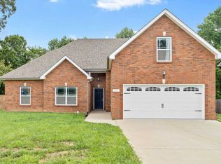 1489 Dewberry Rd, Clarksville, TN 37042