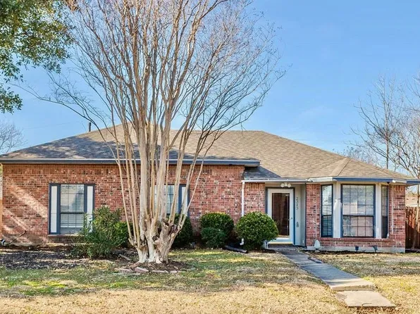 2313 Lakeshore Ln, Rowlett, TX 75088