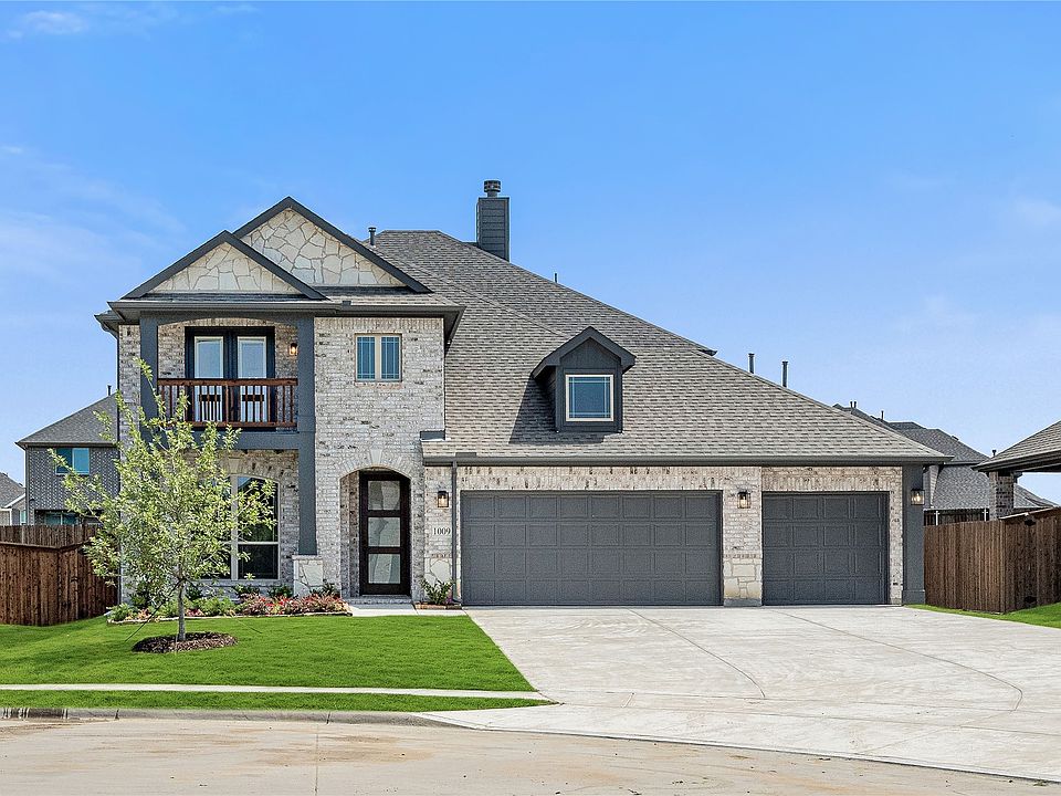 1st image of 1009 Waverly Dr
