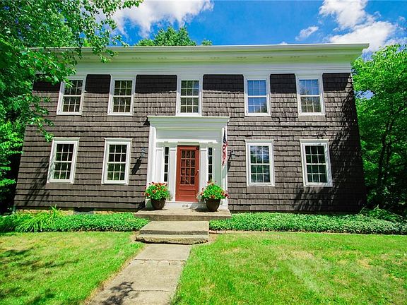 2nd image of 6783 Hinsdale St