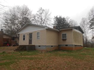 620 Staunton Bridge Rd, Greenville, SC 29611