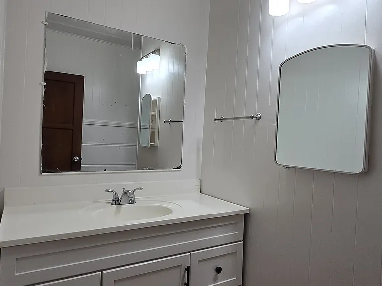 11415 Fairview St — Photo 23