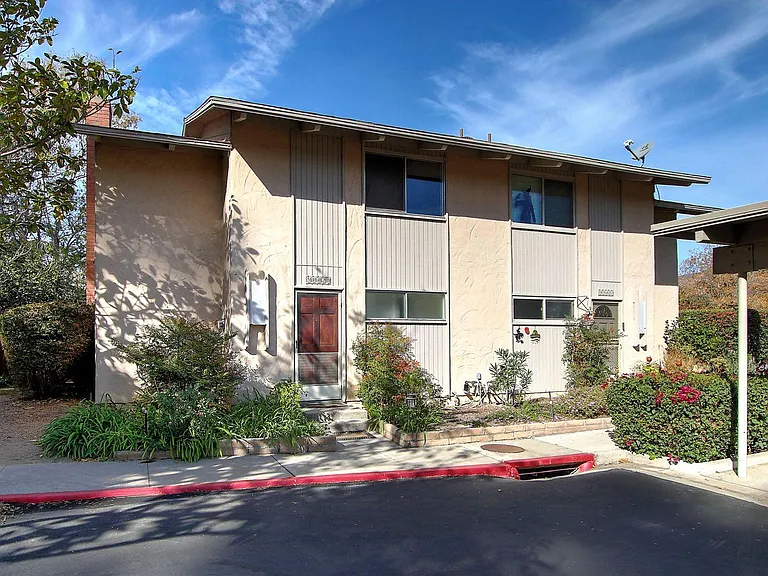5142 Calle Real — Photo 19
