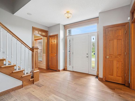 3rd image of 1830 Cromwell Cir