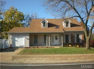 631 Sappington Barracks Rd, Saint Louis, MO 63125