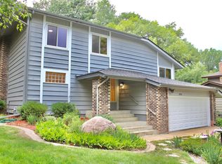 13316 Lakeview Dr, Burnsville, MN 55337