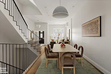 32 West 119th Street