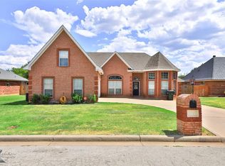 3317 White Oaks Dr, Abilene, TX 79606