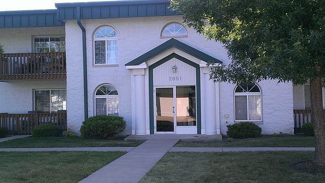 1st image of 2851 Heritage Dr APT 2D