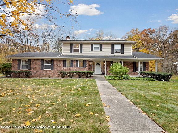 3rd image of 1873 Birchwood Dr