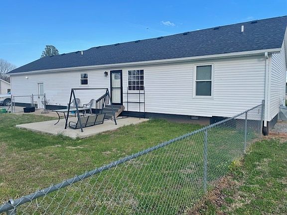 2nd image of 107 Sandy Rd