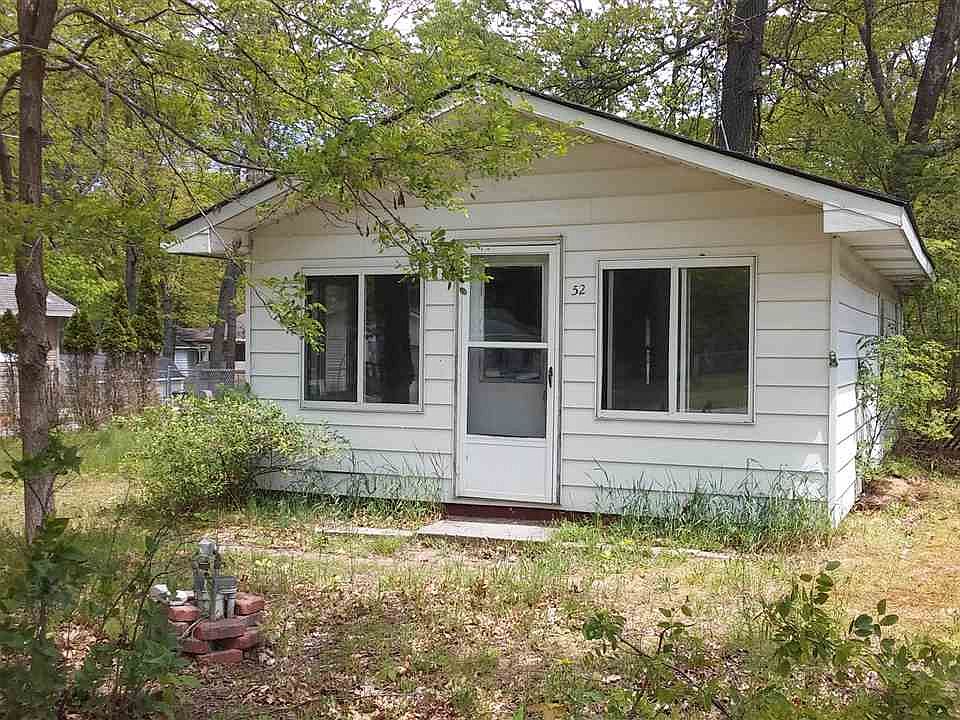 1st image of 152 Devonshire Dr