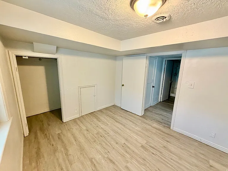 9 & 7 Foothill Blvd — Photo 12