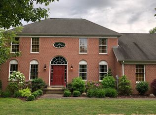 323 Saratoga Dr, Uniontown, PA 15401