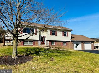 308 1st St, Lemont, PA 16823