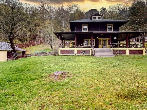 1054 Hunter Road, Claryville, NY 12725