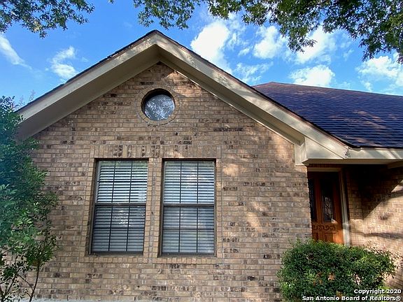 4th image of 14007 Oakhill Way