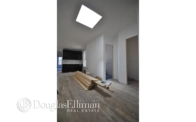 Rented by Douglas Elliman | media 31