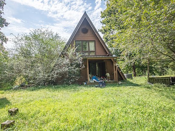 32nd image of 156 Tracy Rd