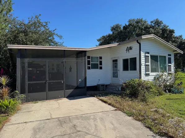 4 Pearl Dr, Eustis, FL 32726