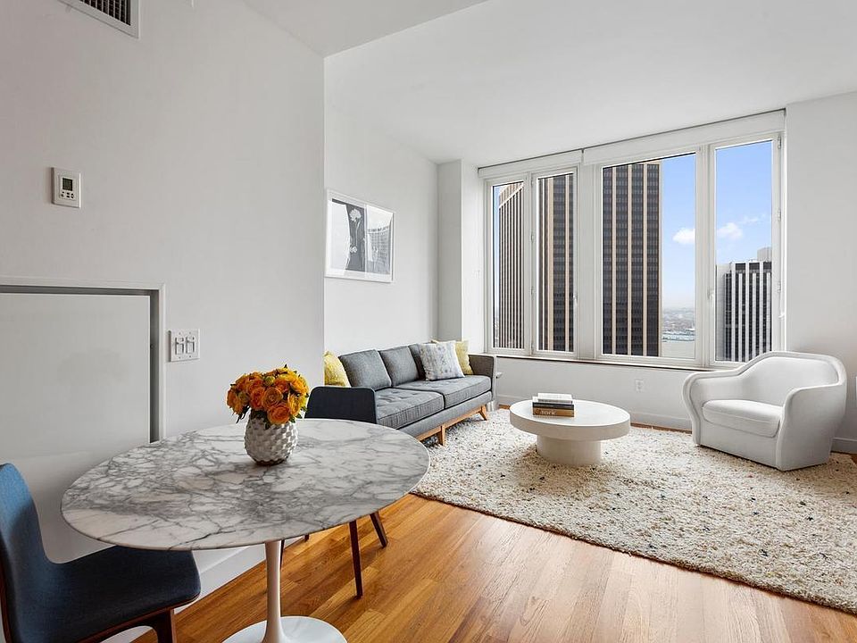 1st image of 15 William St APT 42B