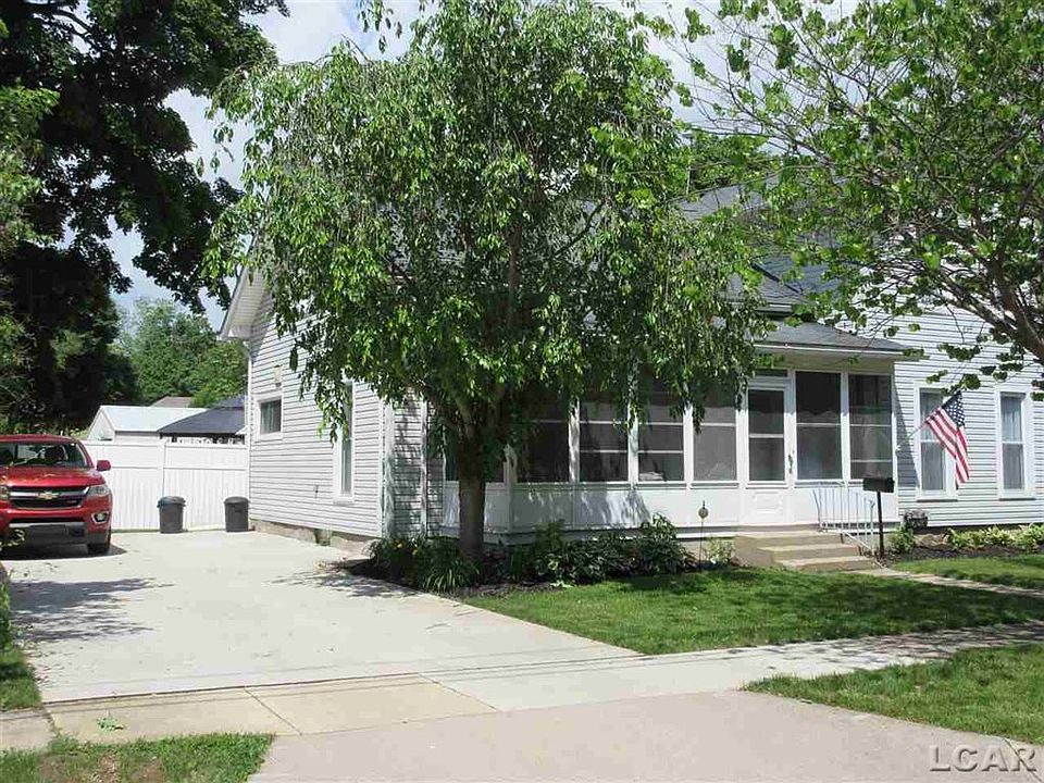 1st image of 305 N Maiden Ln