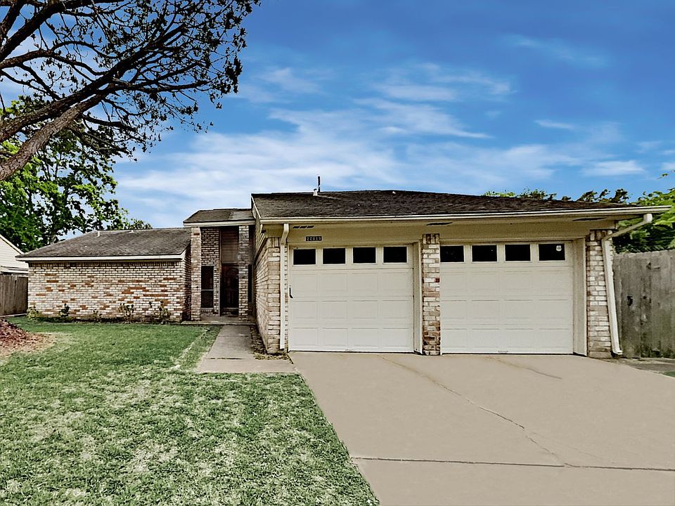 1st image of 22619 Indian Knoll Dr