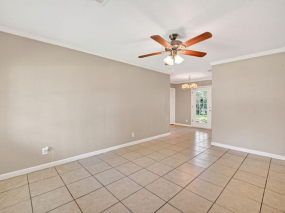 3rd image of 2926 Vance Ave