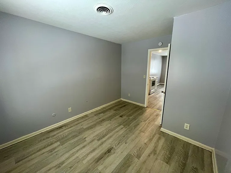 595 Brown St #2 — Photo 41