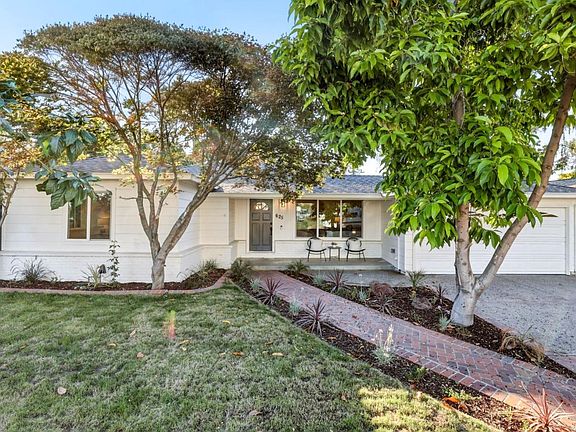 3rd image of 625 Empey Way